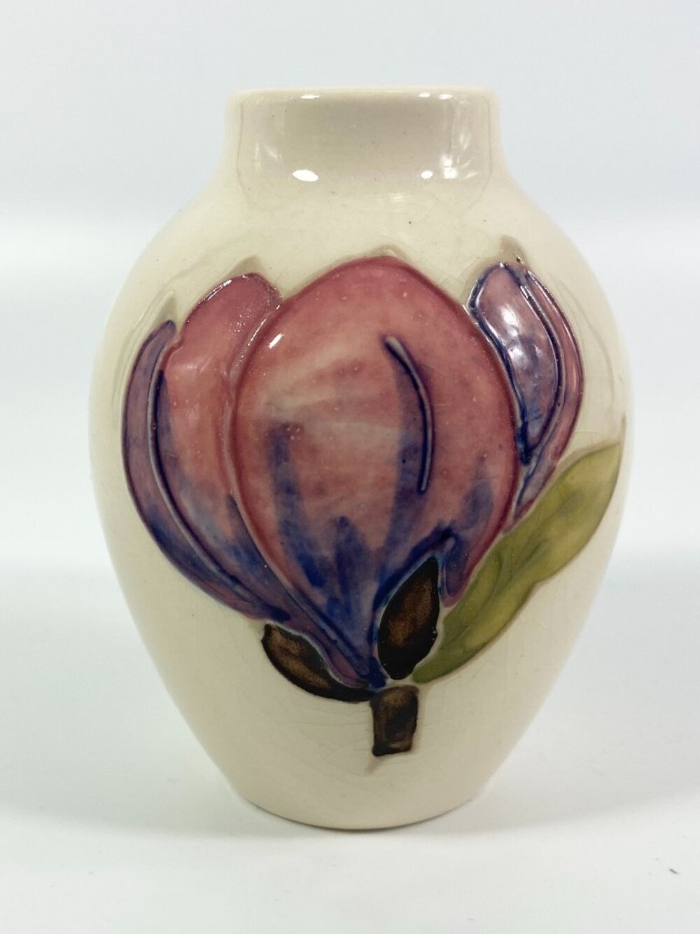 Moorcroft Vase - MAGNOLIA Flower Vase England-Extremely Rare